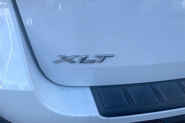 Certified 2021 Ford Explorer XLT w/ Equipment Group 202A image 10