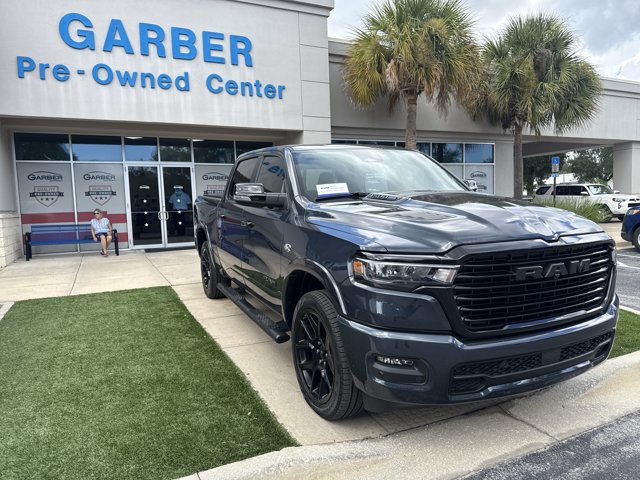 Used 2026 RAM 1500 Laramie w/ Night Edition AWD/4WD image 3