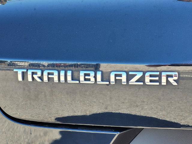 Used 2021 Chevrolet TrailBlazer LS FWD image 11