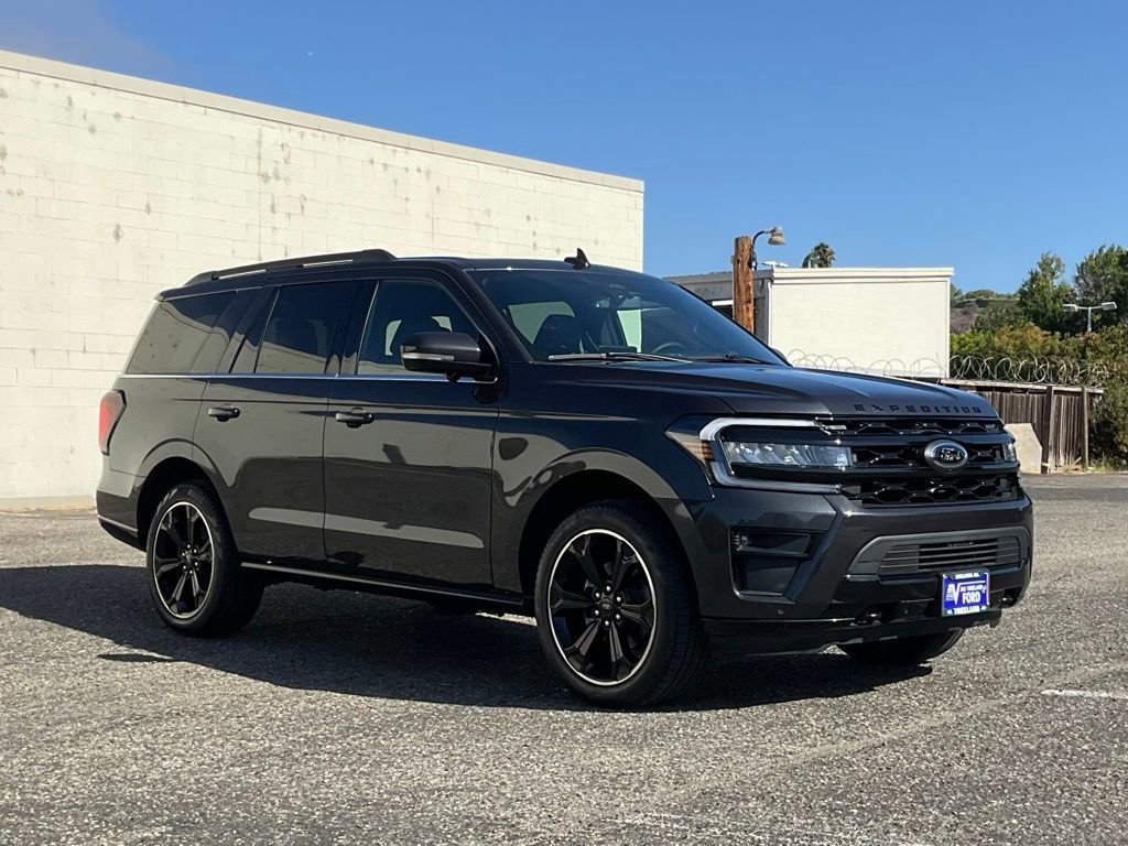 Certified 2024 Ford Expedition Limited image 14