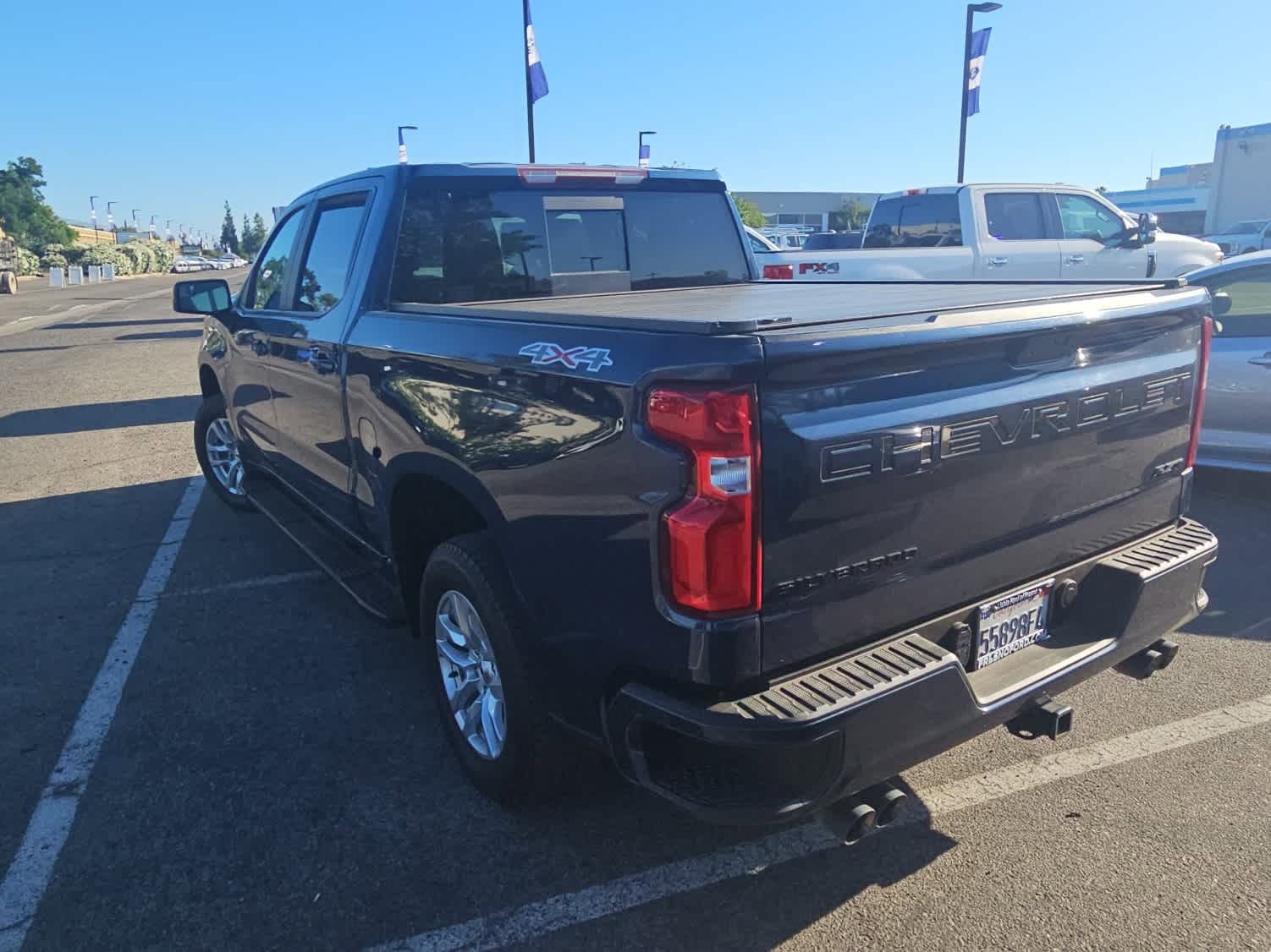 Used 2021 Chevrolet Silverado 1500 RST w/ Convenience Package II AWD/4WD image 6
