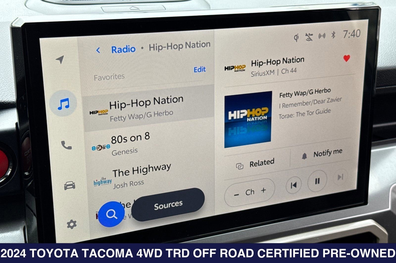 Used 2024 Toyota Tacoma TRD Off-Road w/ TRD Off Road Upgrade Package AWD/4WD image 20