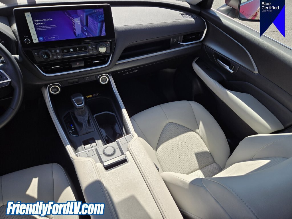 Used 2026 Toyota Grand Highlander FWD image 17