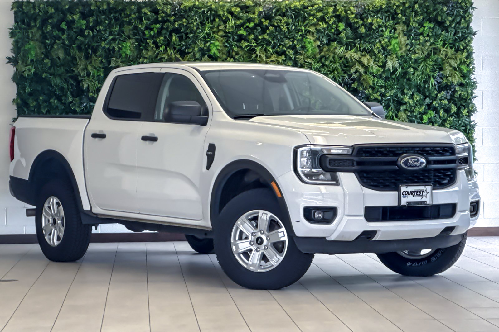 Certified 2025 Ford Ranger XL AWD/4WD image 1