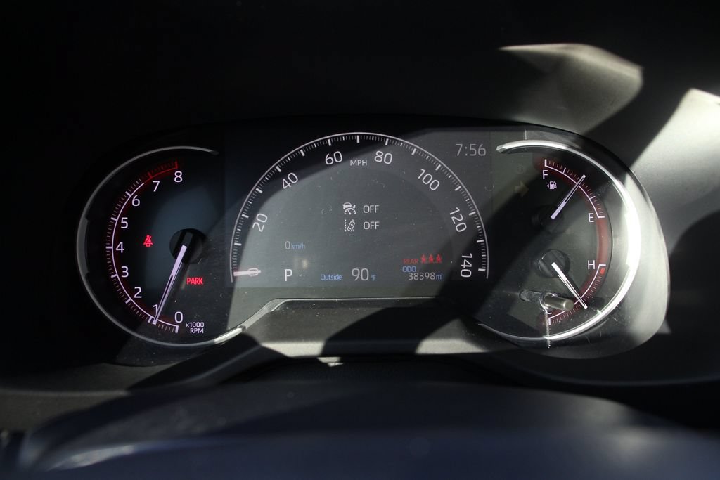 Used 2023 Toyota RAV4 XLE AWD/4WD image 31
