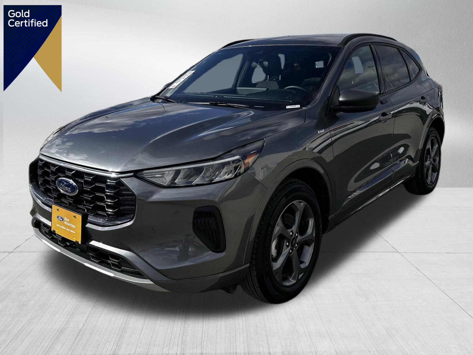 Certified 2024 Ford Escape ST-Line w/ Tech Pack #1 AWD/4WD image 1