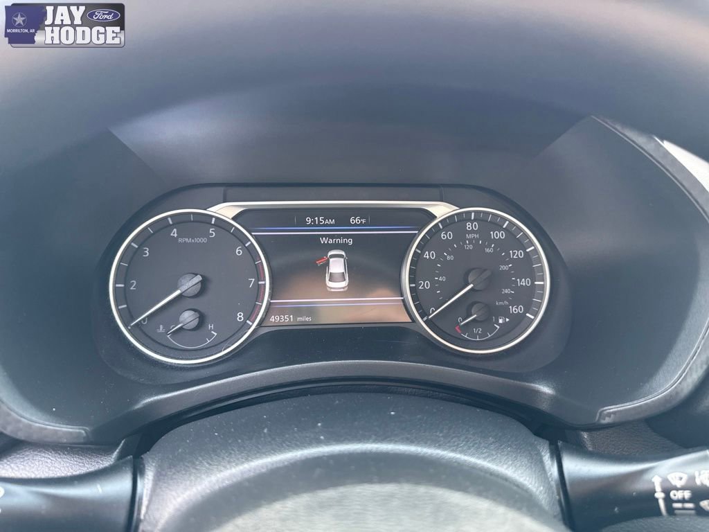 Used 2024 Nissan Sentra SV w/ Lighting Package FWD image 18