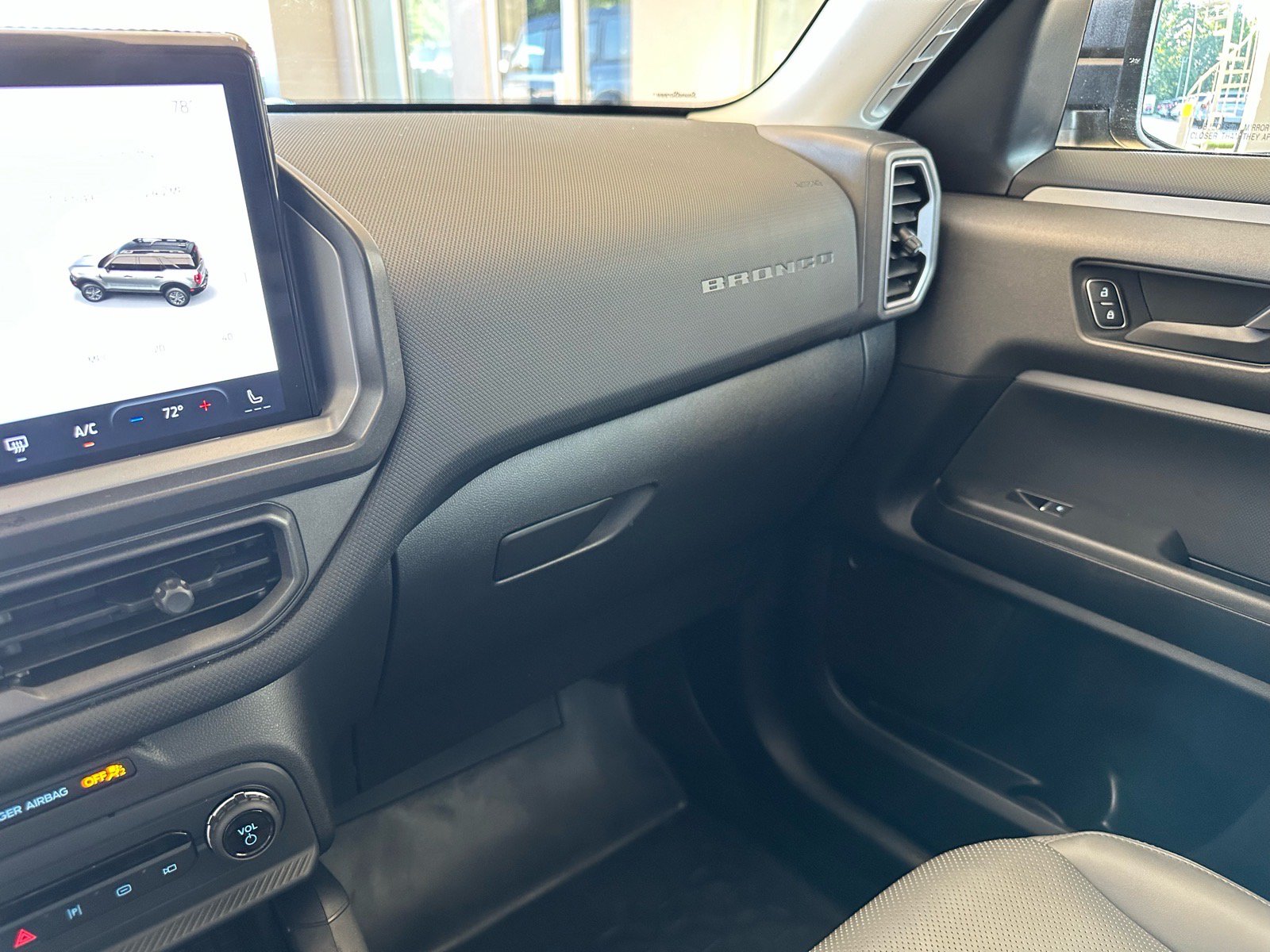 Certified 2025 Ford Bronco Sport Badlands AWD/4WD image 29