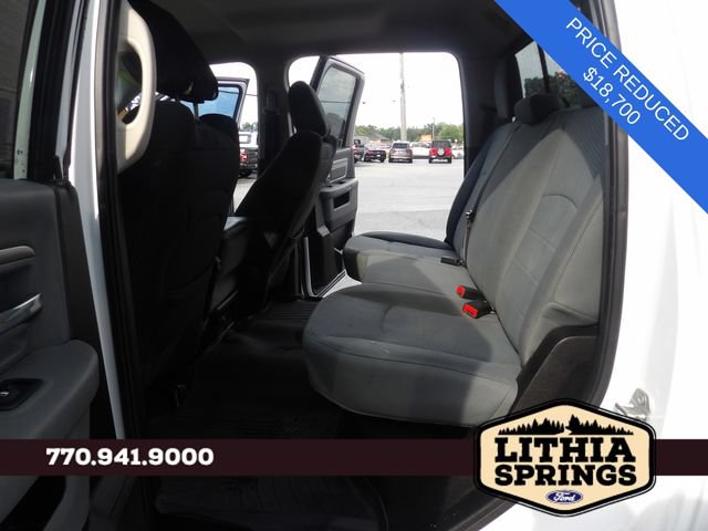Used 2019 RAM 1500 Classic SLT AWD/4WD image 31