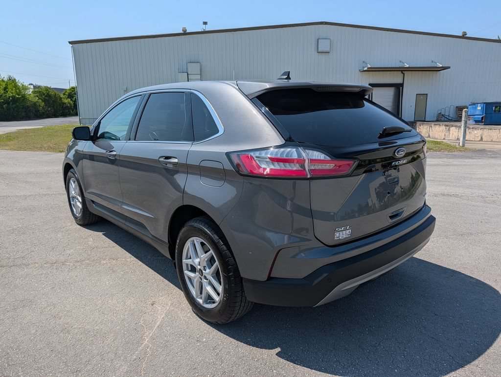 Certified 2024 Ford Edge SEL AWD/4WD image 4