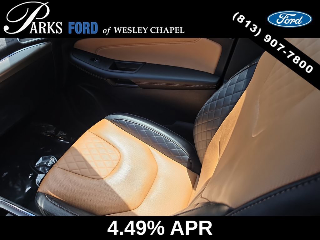 Certified 2024 Ford Edge Titanium w/ Titanium Elite Package AWD/4WD image 14