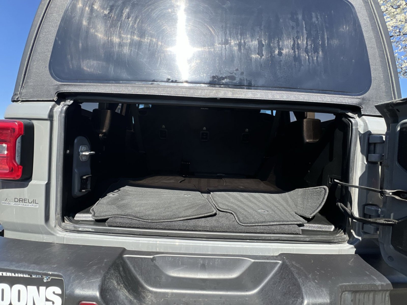 Used 2021 Jeep Wrangler Unlimited Rubicon w/ LED Lighting Group image 24