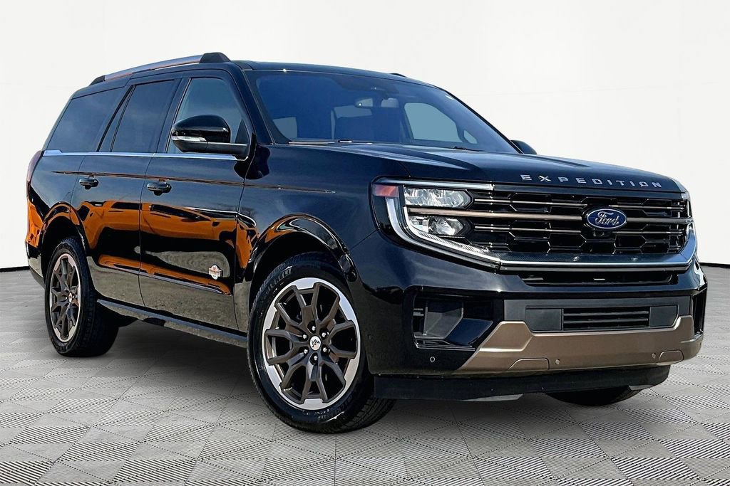 Certified 2025 Ford Expedition King Ranch AWD/4WD image 5