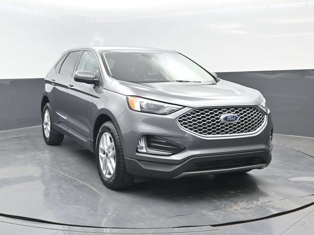 Certified 2024 Ford Edge SEL w/ Convenience Package AWD/4WD image 2