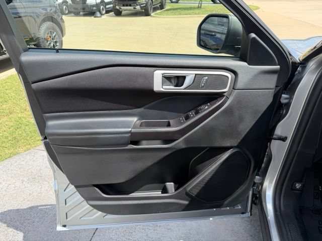 Certified 2020 Ford Explorer XLT RWD image 9
