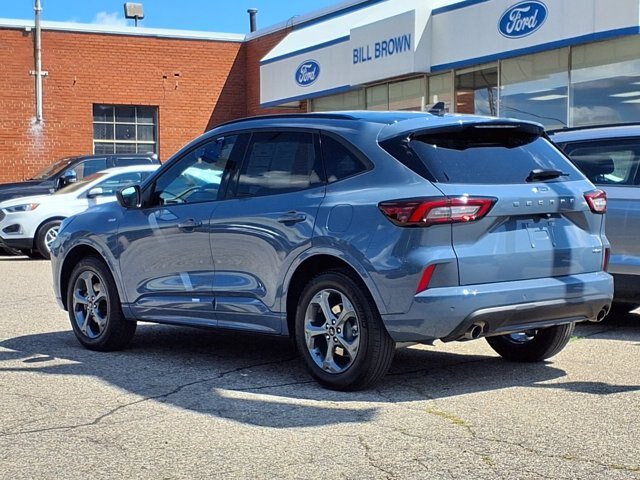 Certified 2024 Ford Escape ST-Line w/ Tech Pack #1 AWD/4WD image 2