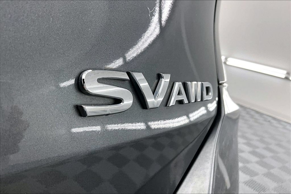 Used 2020 Nissan Rogue SV w/ Premium Package AWD/4WD image 8