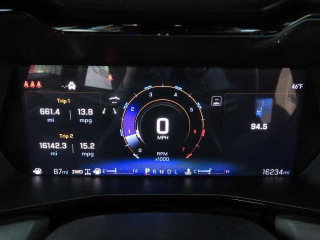 Used 2024 Chevrolet Colorado ZR2 w/ Technology Package image 32