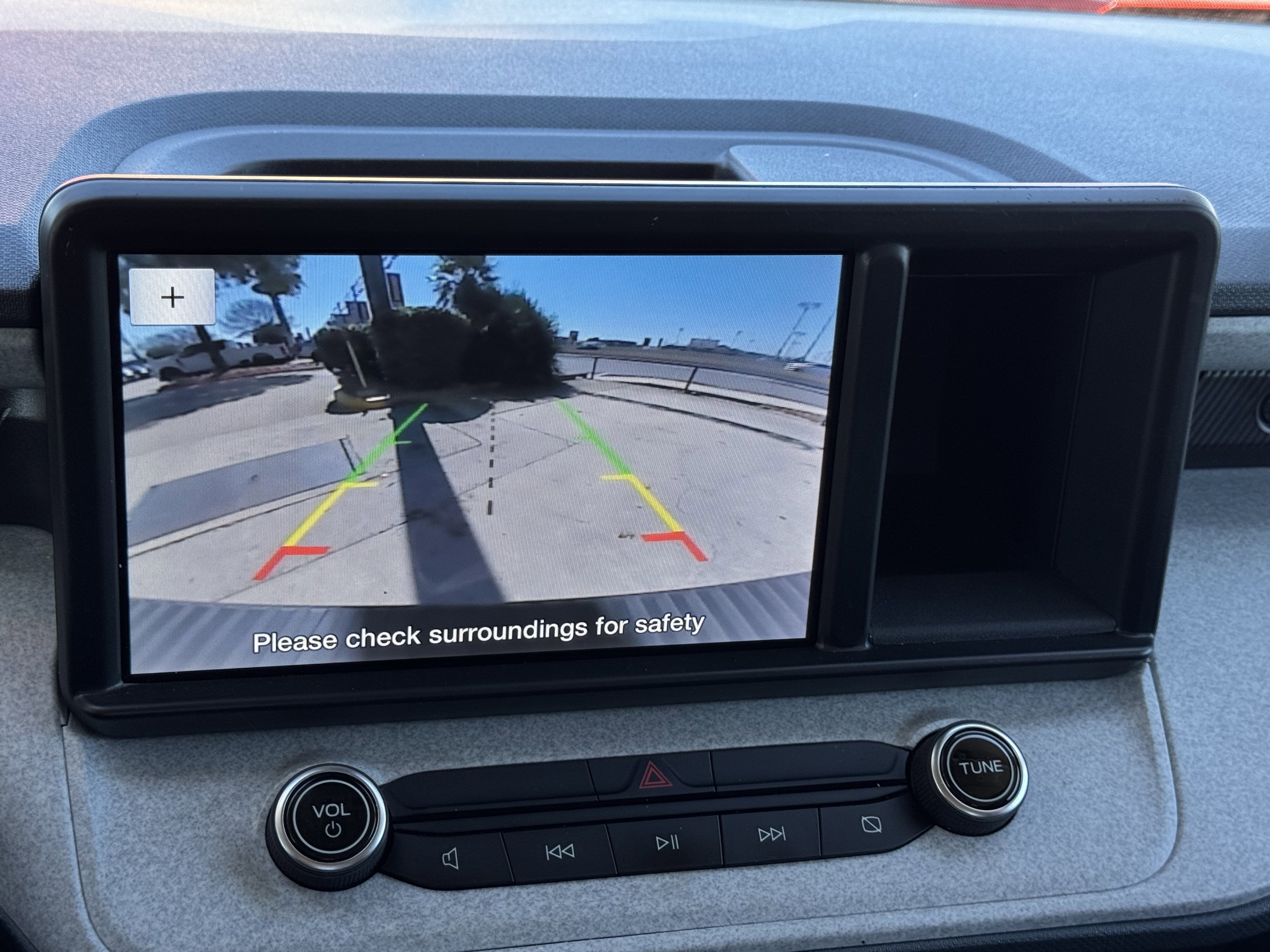 Certified 2022 Ford Maverick XLT w/ XLT Luxury Package image 25