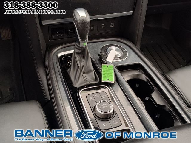 Used 2022 Nissan Armada SV image 18