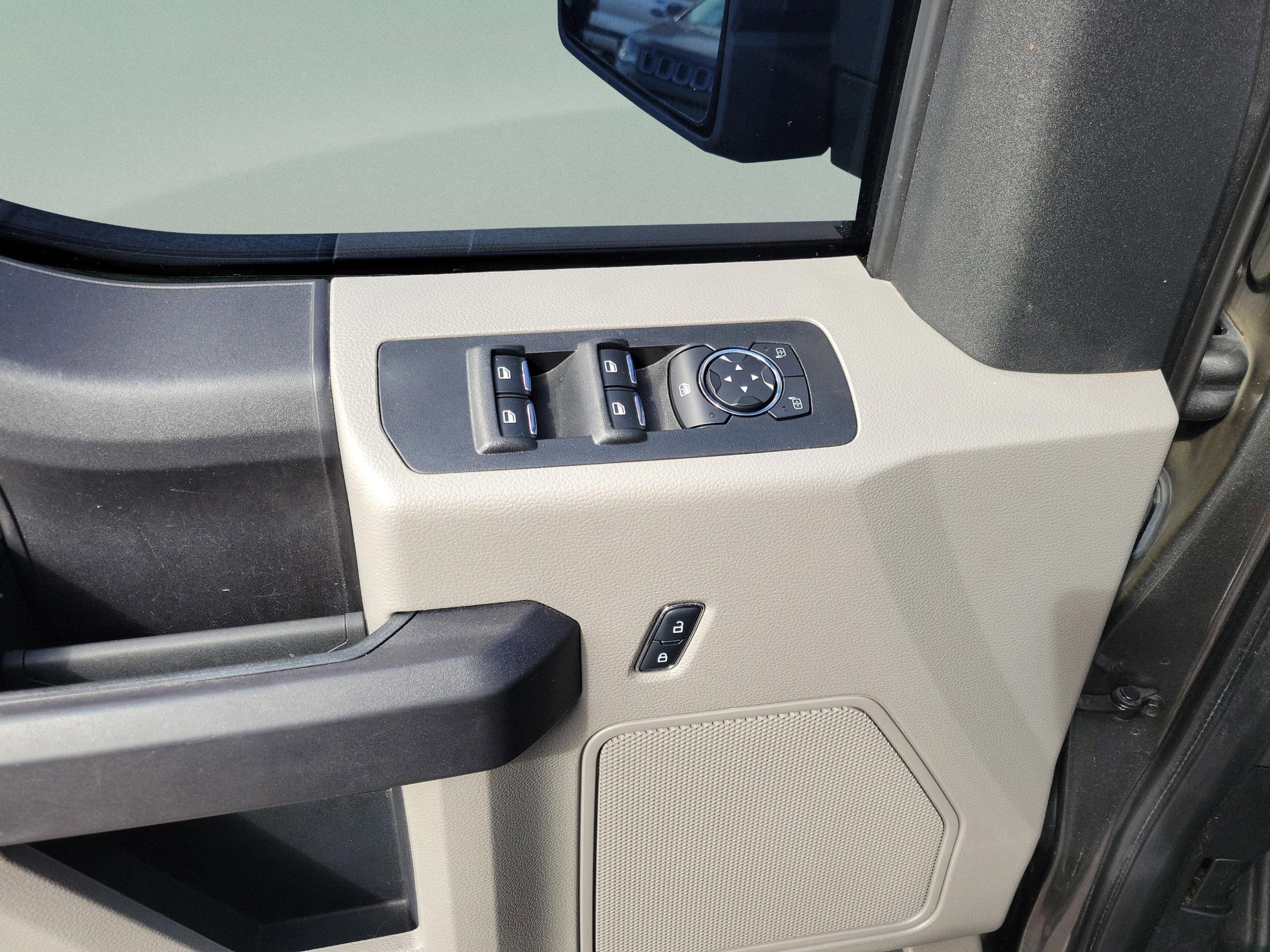 Certified 2017 Ford F150 XL w/ Equipment Group 101A Mid image 6