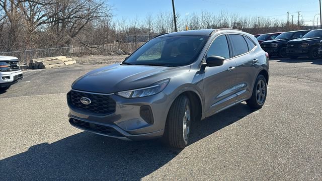 Certified 2024 Ford Escape ST-Line w/ Tech Pack #1 image 6
