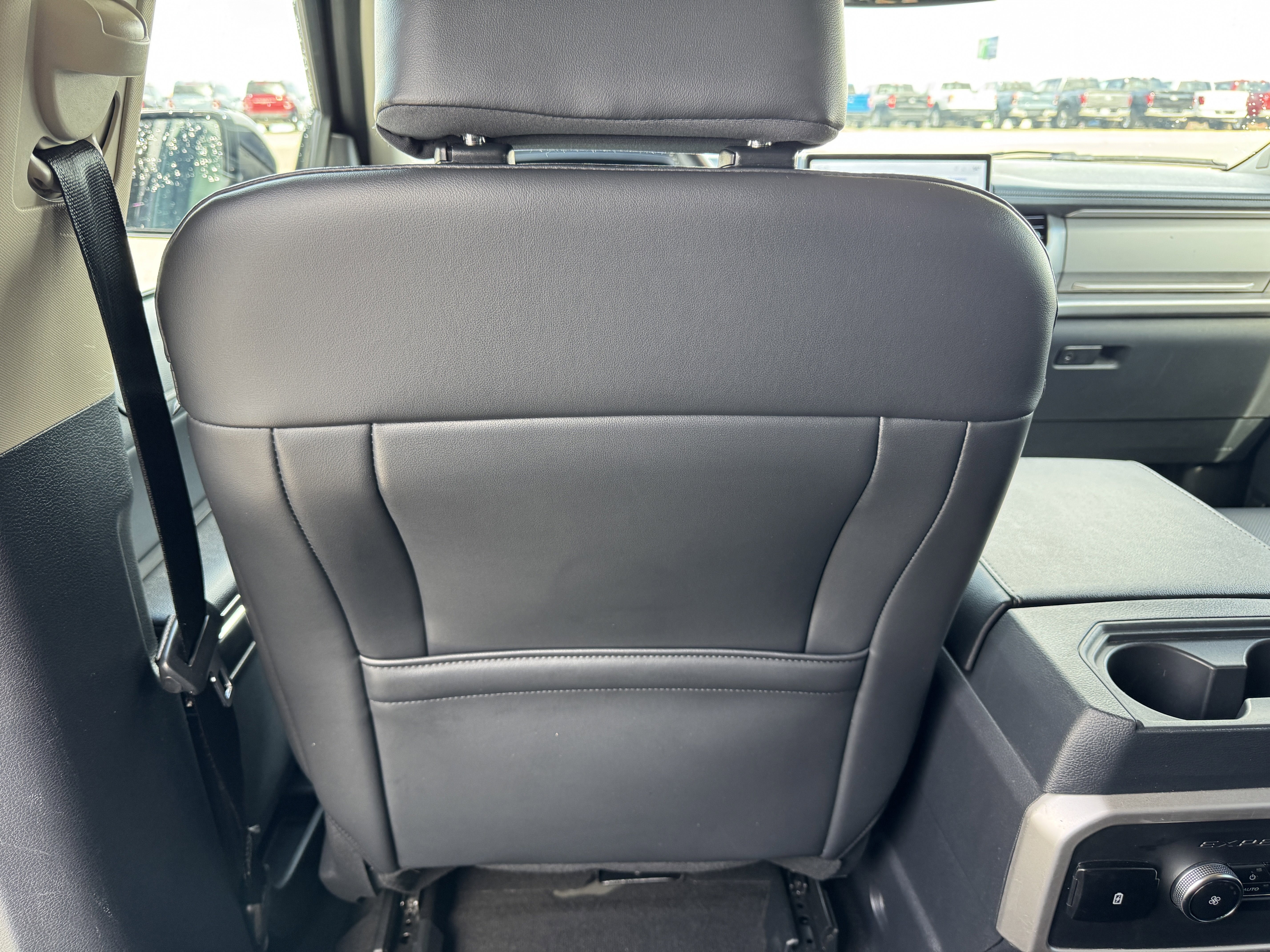 Certified 2024 Ford Expedition Max XLT image 31