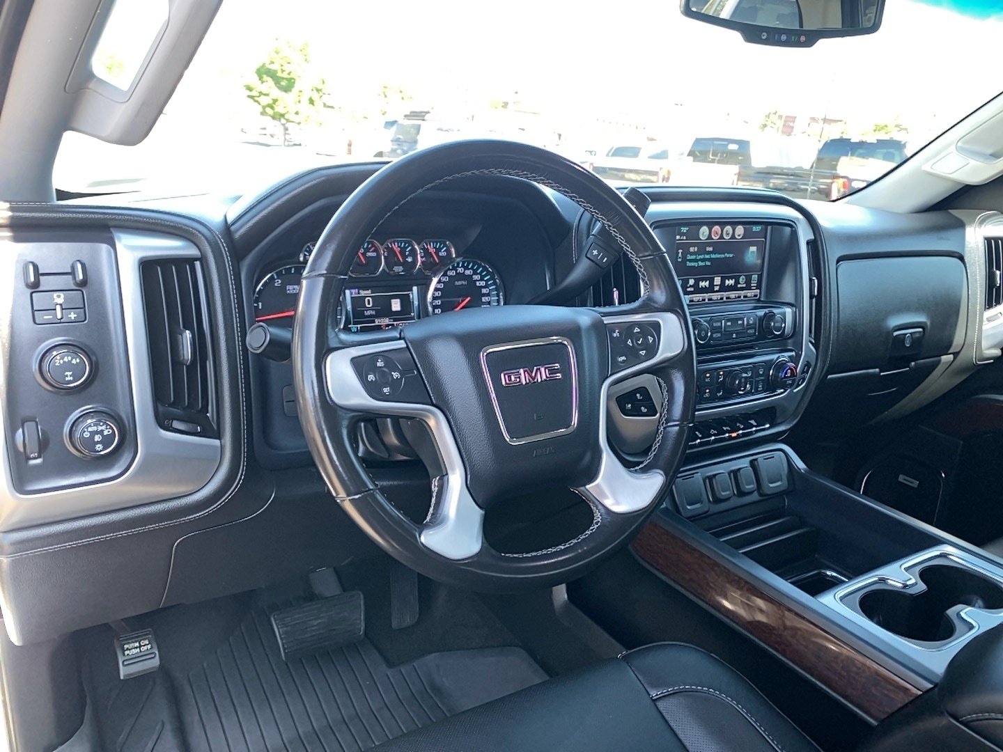 Used 2018 GMC Sierra 3500 SLT w/ Duramax Plus Package AWD/4WD image 15