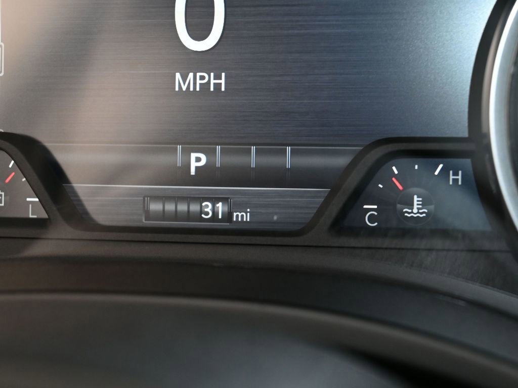 Used 2025 RAM 1500 Laramie AWD/4WD image 27