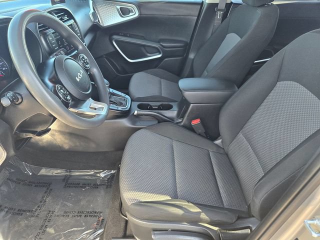 Used 2022 Kia Soul LX w/ Technology Package FWD image 9