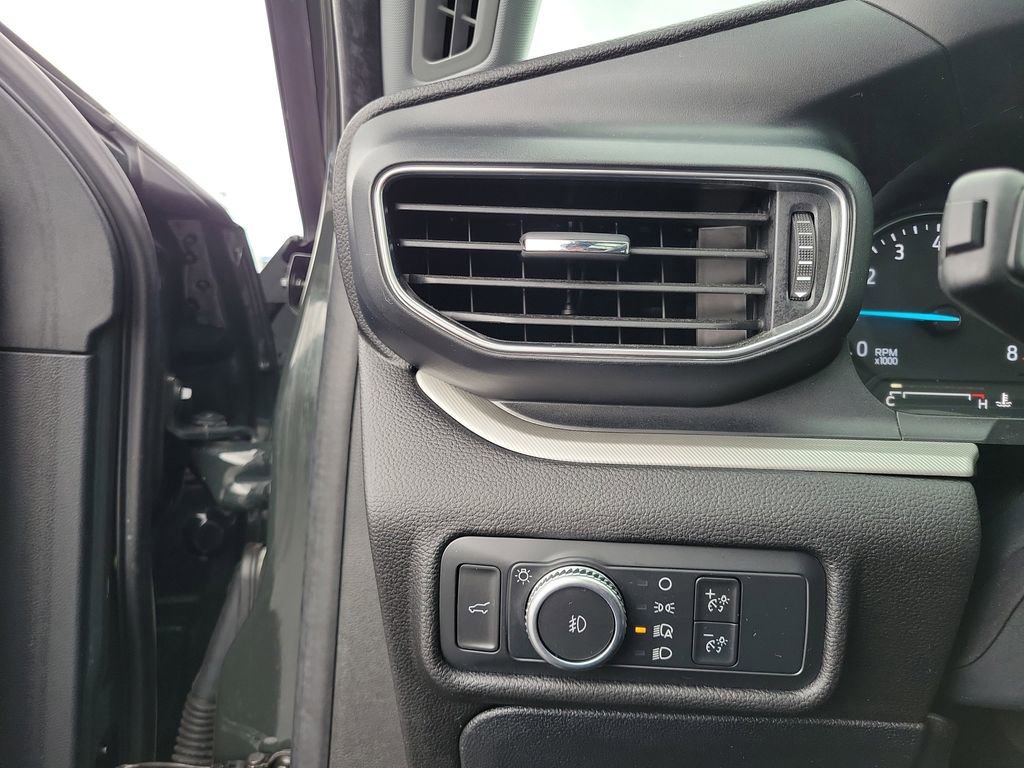 Certified 2022 Ford Explorer XLT w/ Equipment Group 202A image 22