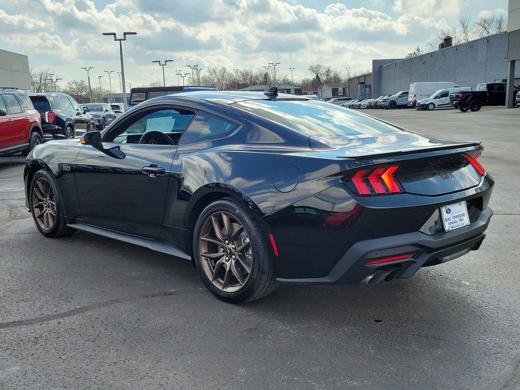 Certified 2025 Ford Mustang GT Premium image 3