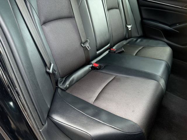 Used 2018 Honda Accord Sport image 21
