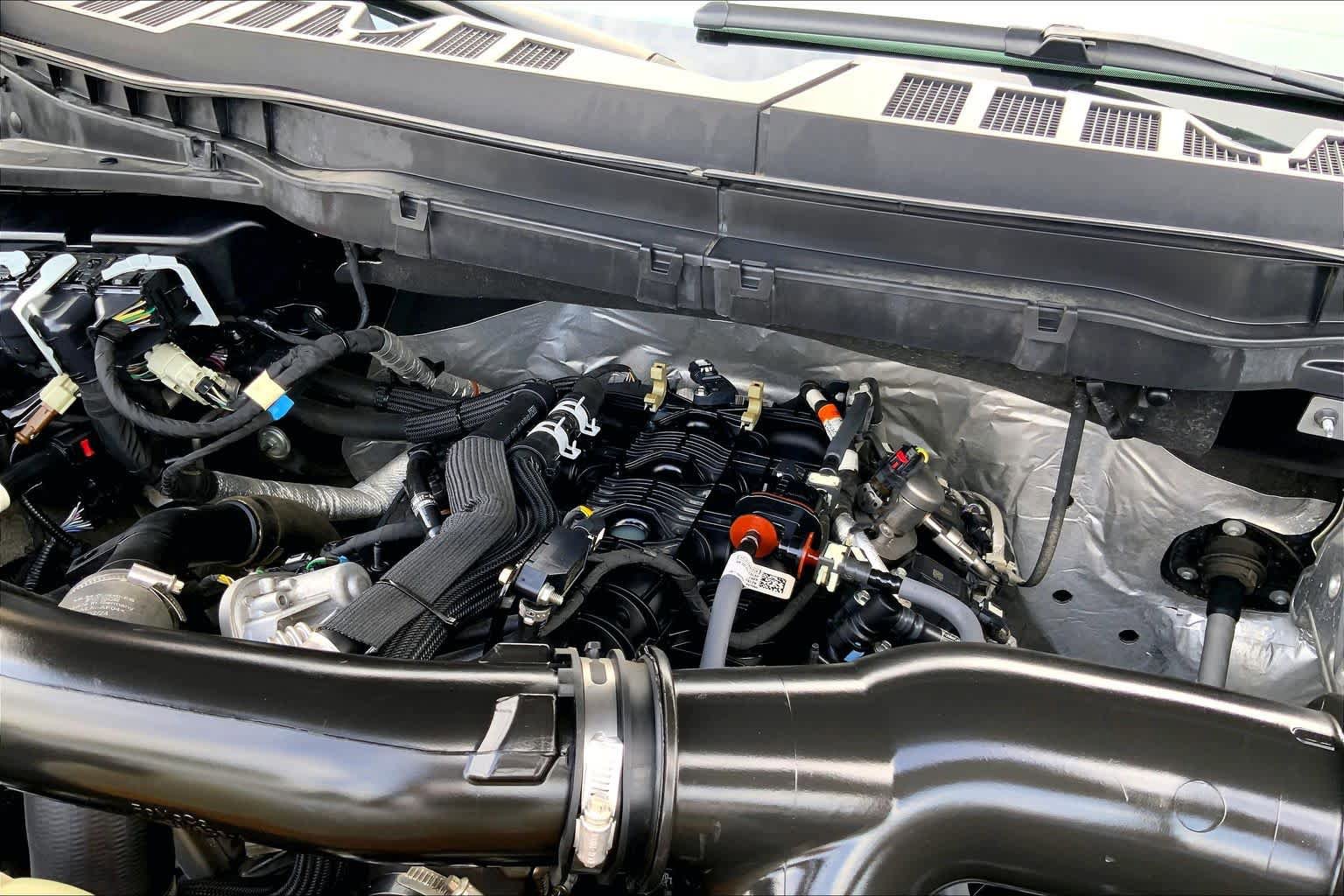 Certified 2024 Ford F150 Platinum w/ Equipment Group 702A High AWD/4WD image 30