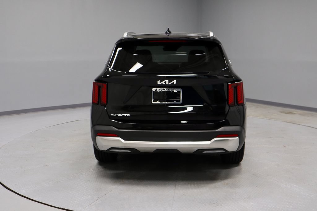 Used 2025 Kia Sorento SX FWD image 11
