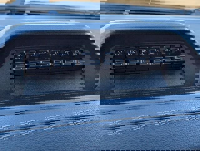 Certified 2021 Ford Ranger Lariat w/ Tremor Off-Road Package image 19