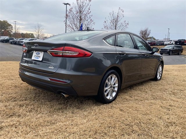 Certified 2020 Ford Fusion SE image 9
