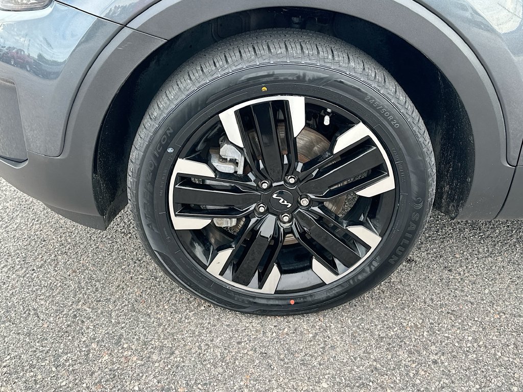 Used 2023 Kia Telluride SX FWD image 24
