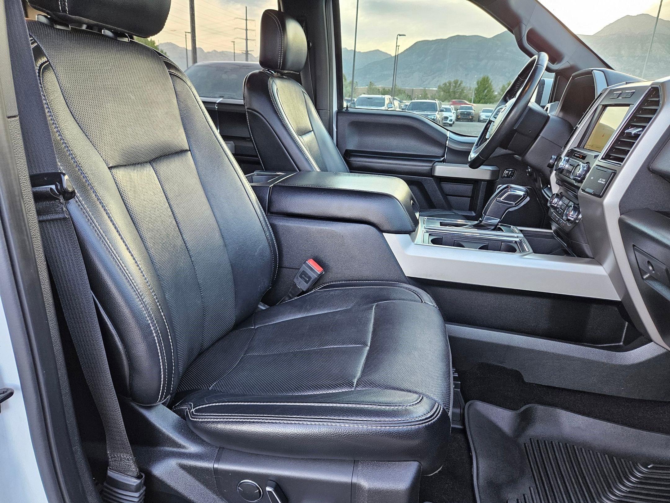 Certified 2018 Ford F150 Lariat AWD/4WD image 33