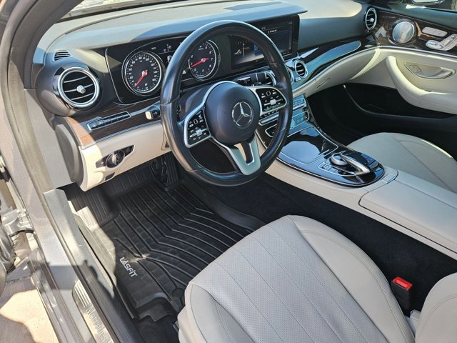 Used 2019 Mercedes-Benz E 300 image 10