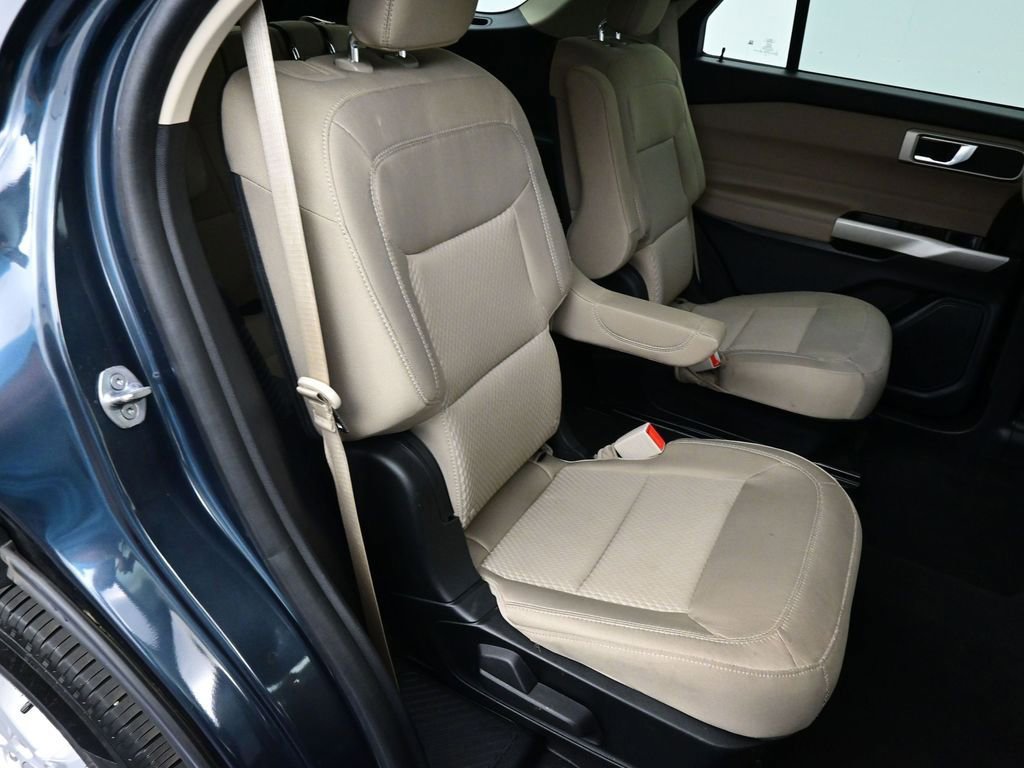 Certified 2022 Ford Explorer XLT w/ Class IV Trailer Tow Package image 44