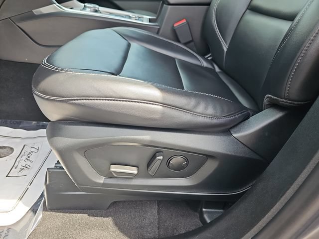 Certified 2023 Ford Explorer XLT w/ Equipment Group 202A AWD/4WD image 18