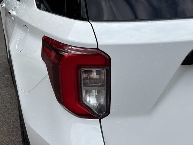 Certified 2023 Ford Explorer ST w/ Equipment Group 401A AWD/4WD image 11