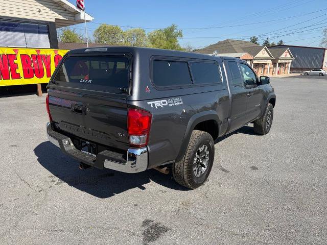 Used 2017 Toyota Tacoma TRD Off-Road w/ Tow Package image 8