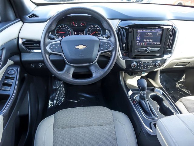 Used 2023 Chevrolet Traverse LS image 16