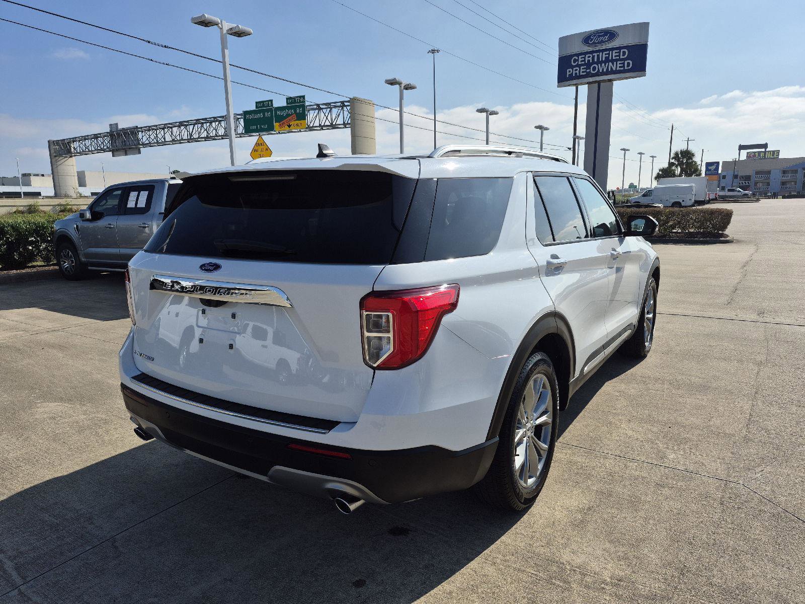 Certified 2023 Ford Explorer Limited w/ Equipment Group 301A image 11