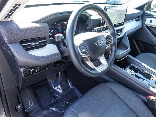 Certified 2025 Ford Explorer Active AWD/4WD image 14