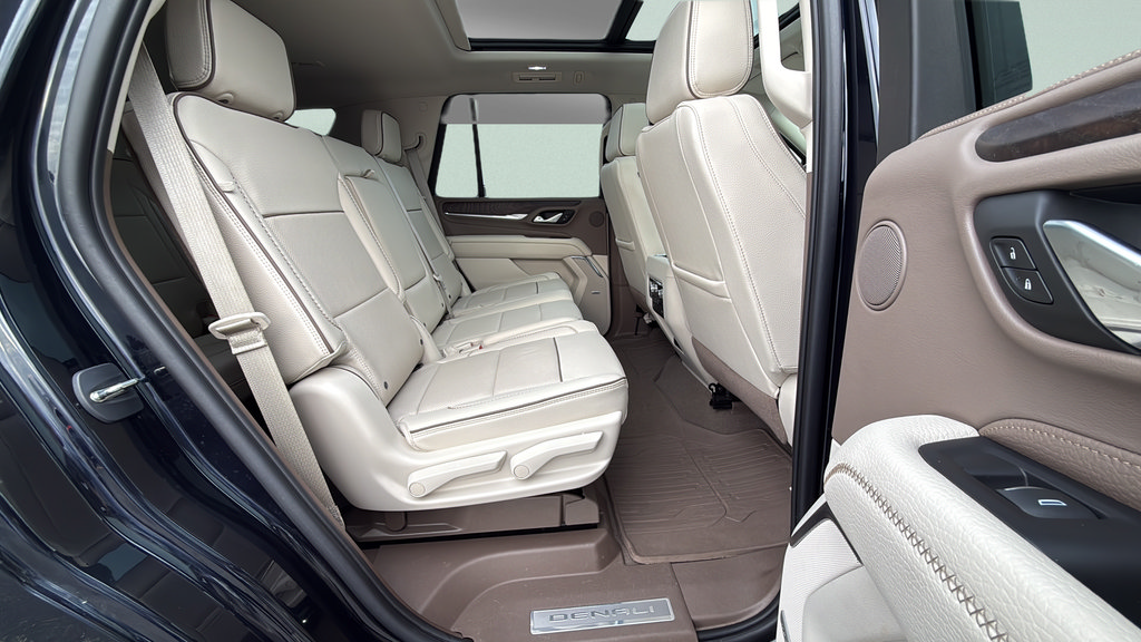 Used 2023 GMC Yukon Denali AWD/4WD image 33