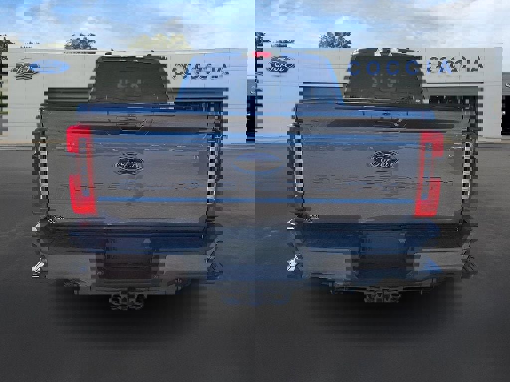 Certified 2023 Ford F250 Lariat w/ Black Appearance Package image 4