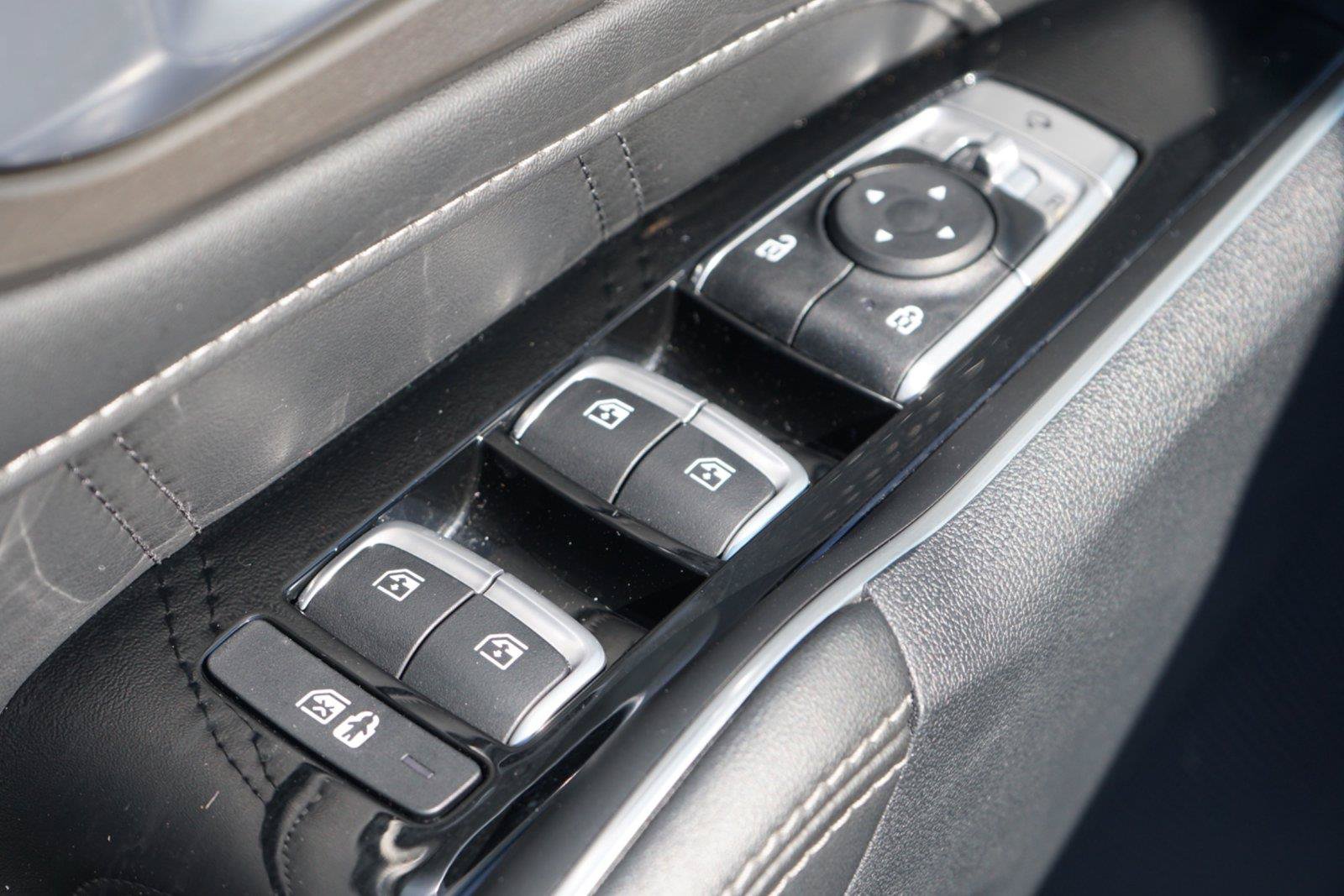Used 2023 Kia Sorento SX AWD/4WD image 19